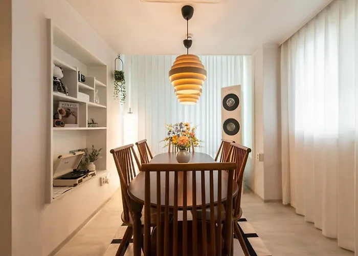 히든테이건대성수premium 3-room 2-story Single-family Station 5 Minutes Seongsu Gangnam Lotte Tower Bts Kspo Bathroom 2 8 People *
